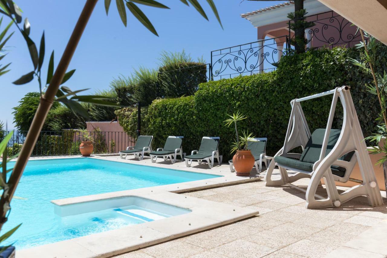 Apartamento Com Piscina Cruz Quebrada Eksteriør billede