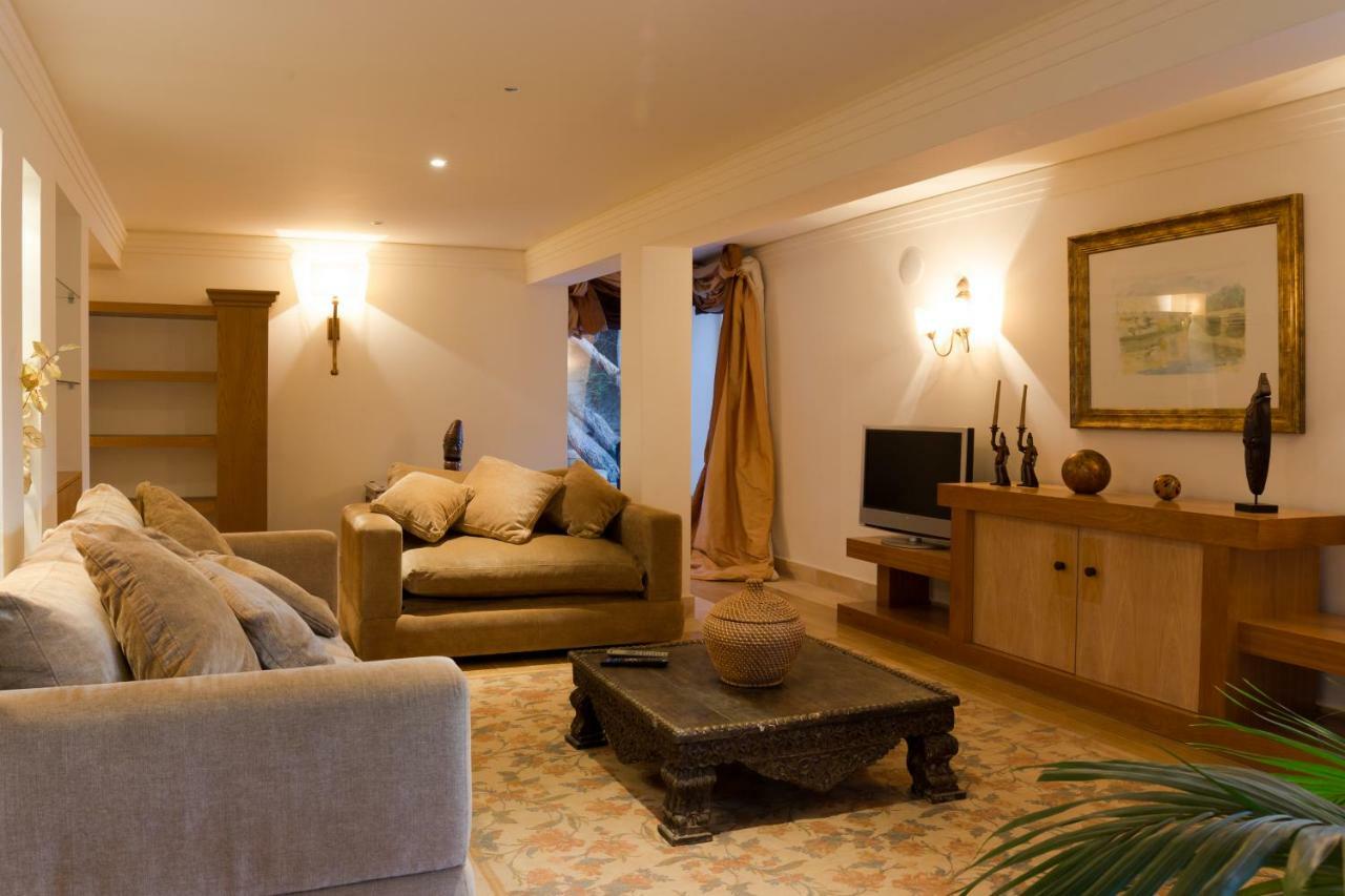Apartamento Com Piscina Cruz Quebrada Eksteriør billede