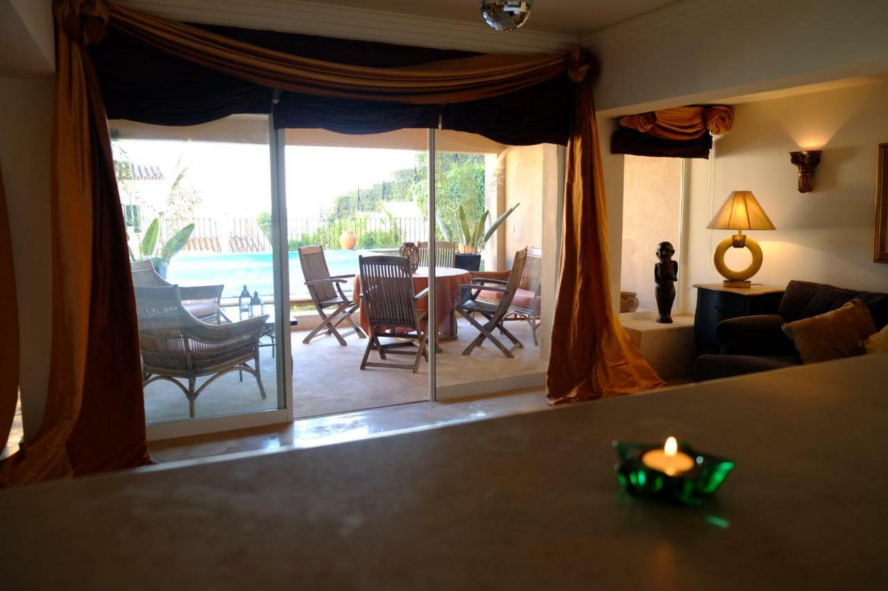 Apartamento Com Piscina Cruz Quebrada Eksteriør billede
