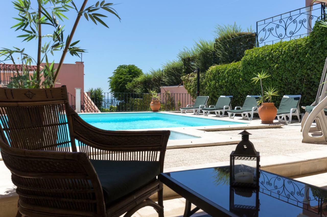 Apartamento Com Piscina Cruz Quebrada Eksteriør billede